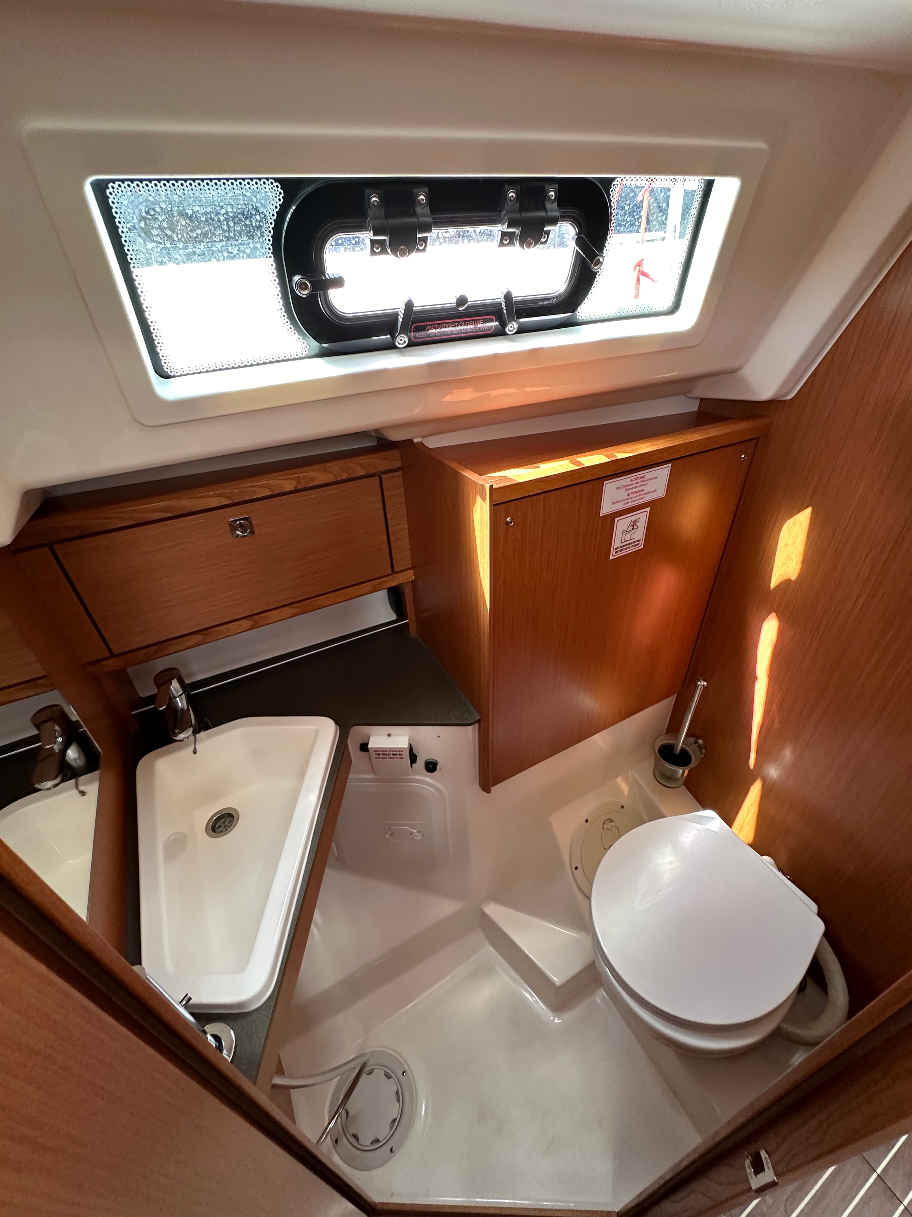 Bavaria Cruiser 34 - photo 13