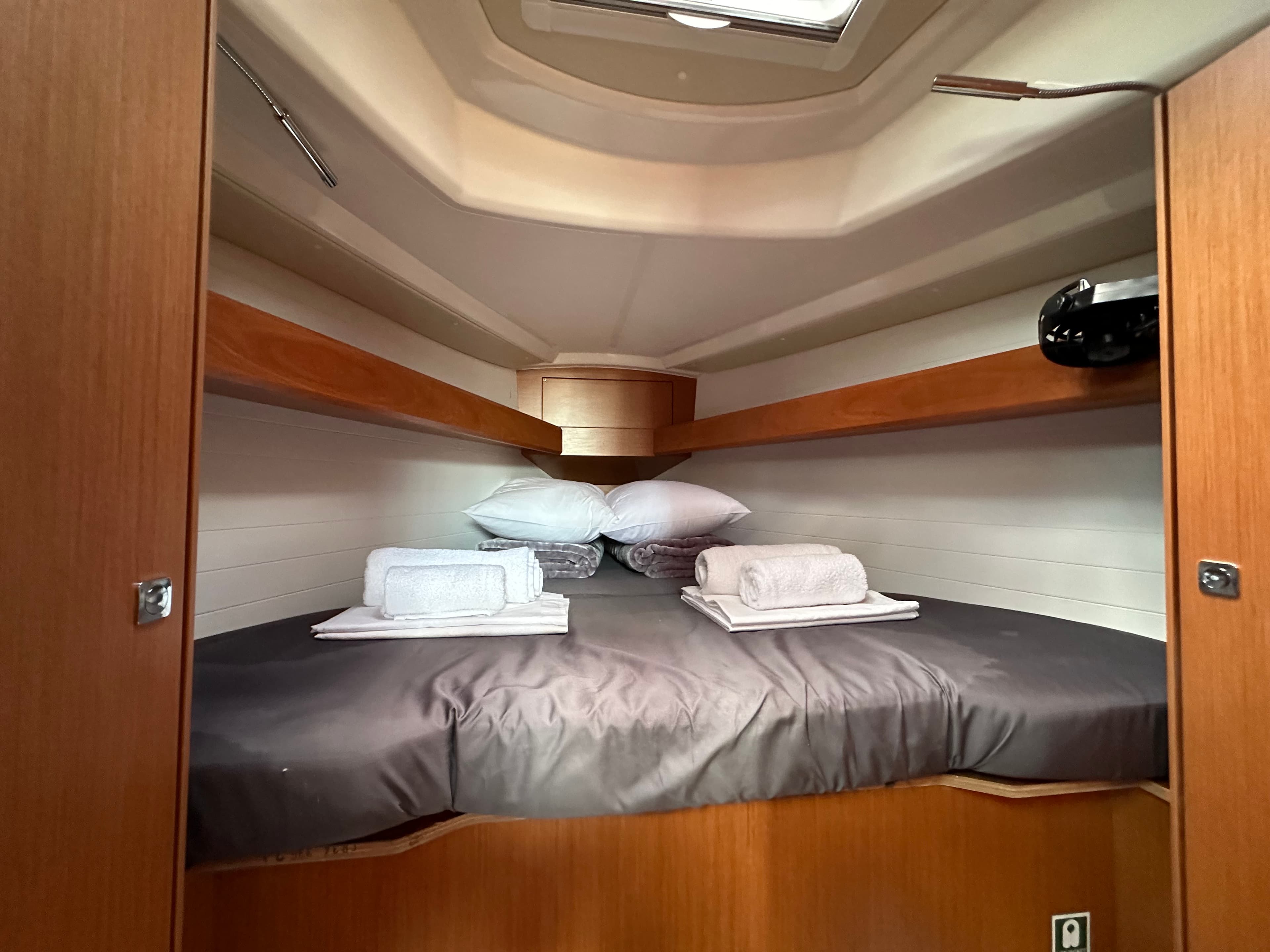 Bavaria Cruiser 34 - photo 16