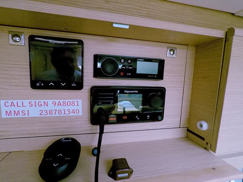 Dufour 430 - photo 4