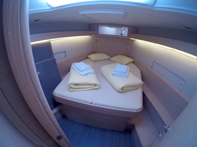 Dufour 430 - photo 18