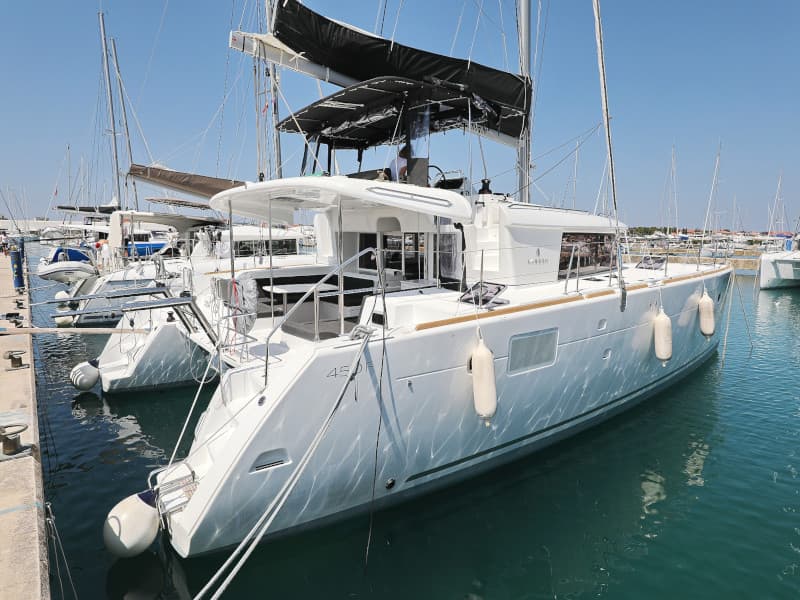 Lagoon 450 - photo 8