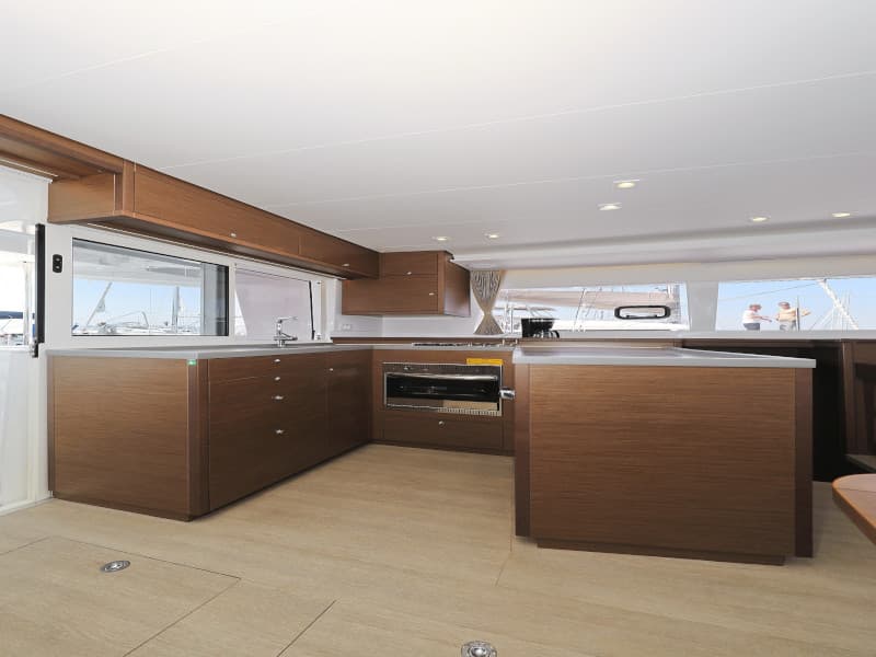 Lagoon 450 - photo 4