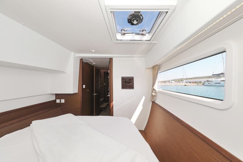 Lagoon 42 - photo 19
