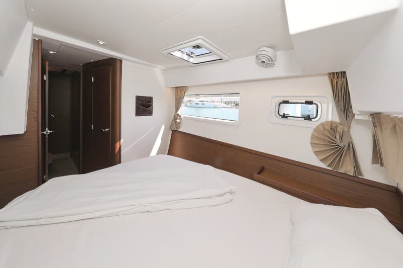 Lagoon 42 - photo 74