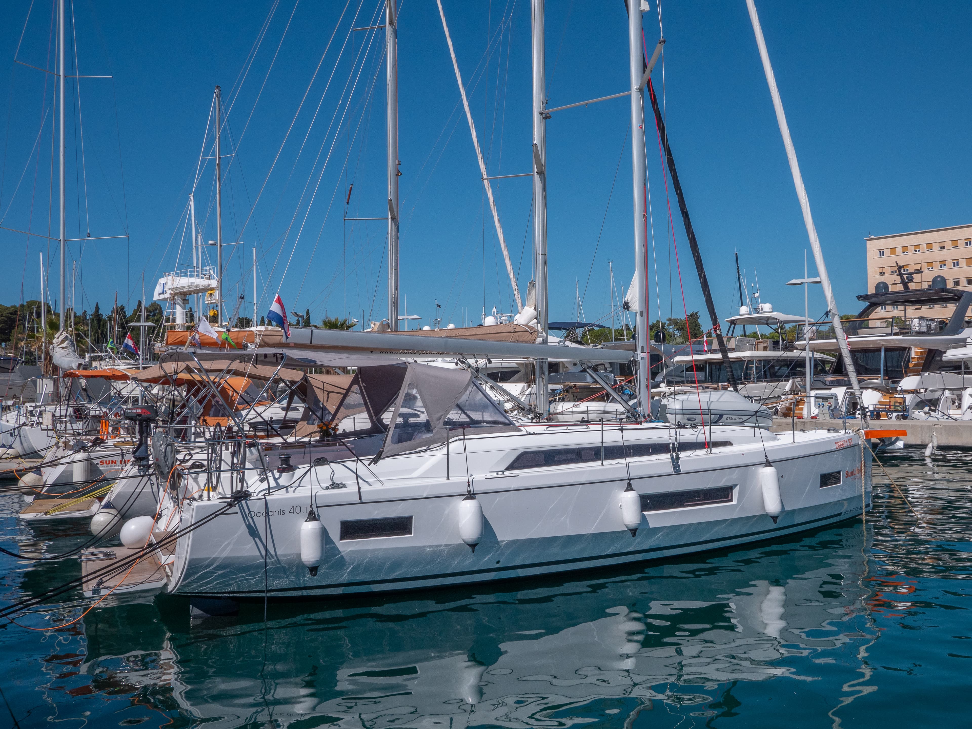 Oceanis 40.1 - photo 20