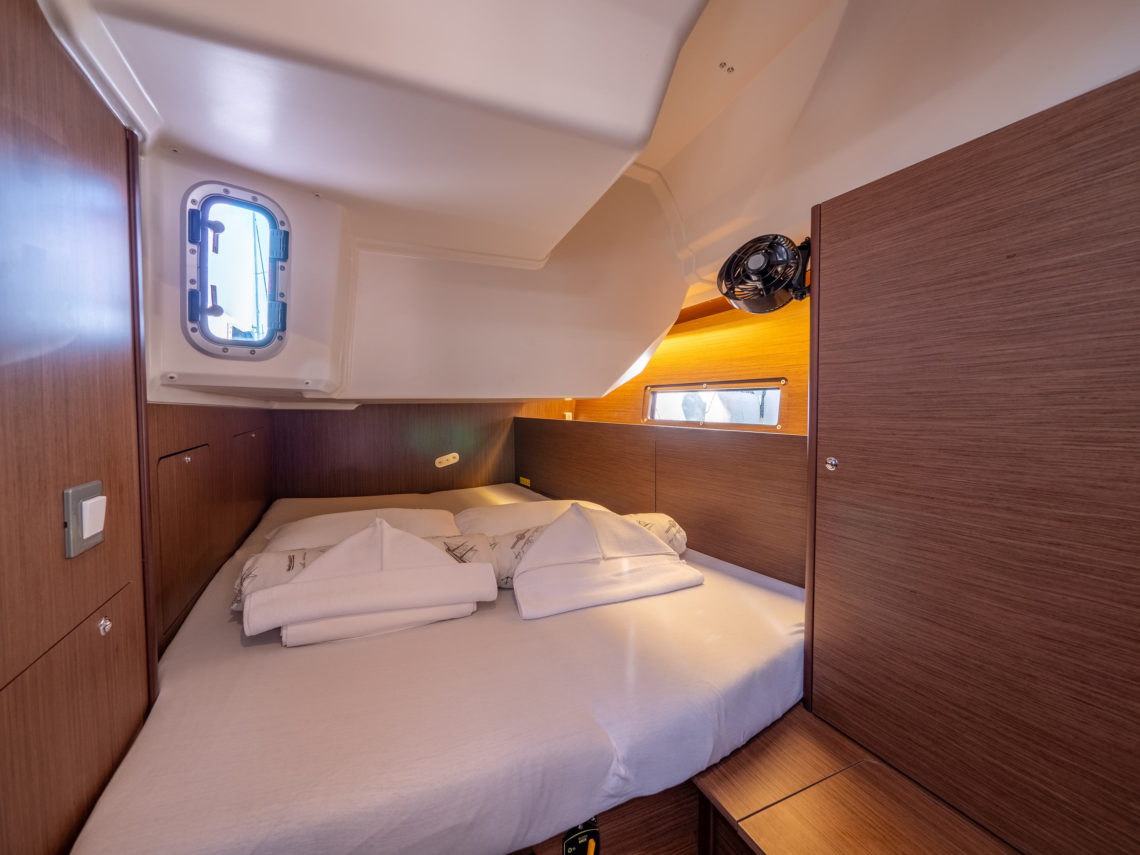 Oceanis 40.1 - photo 21