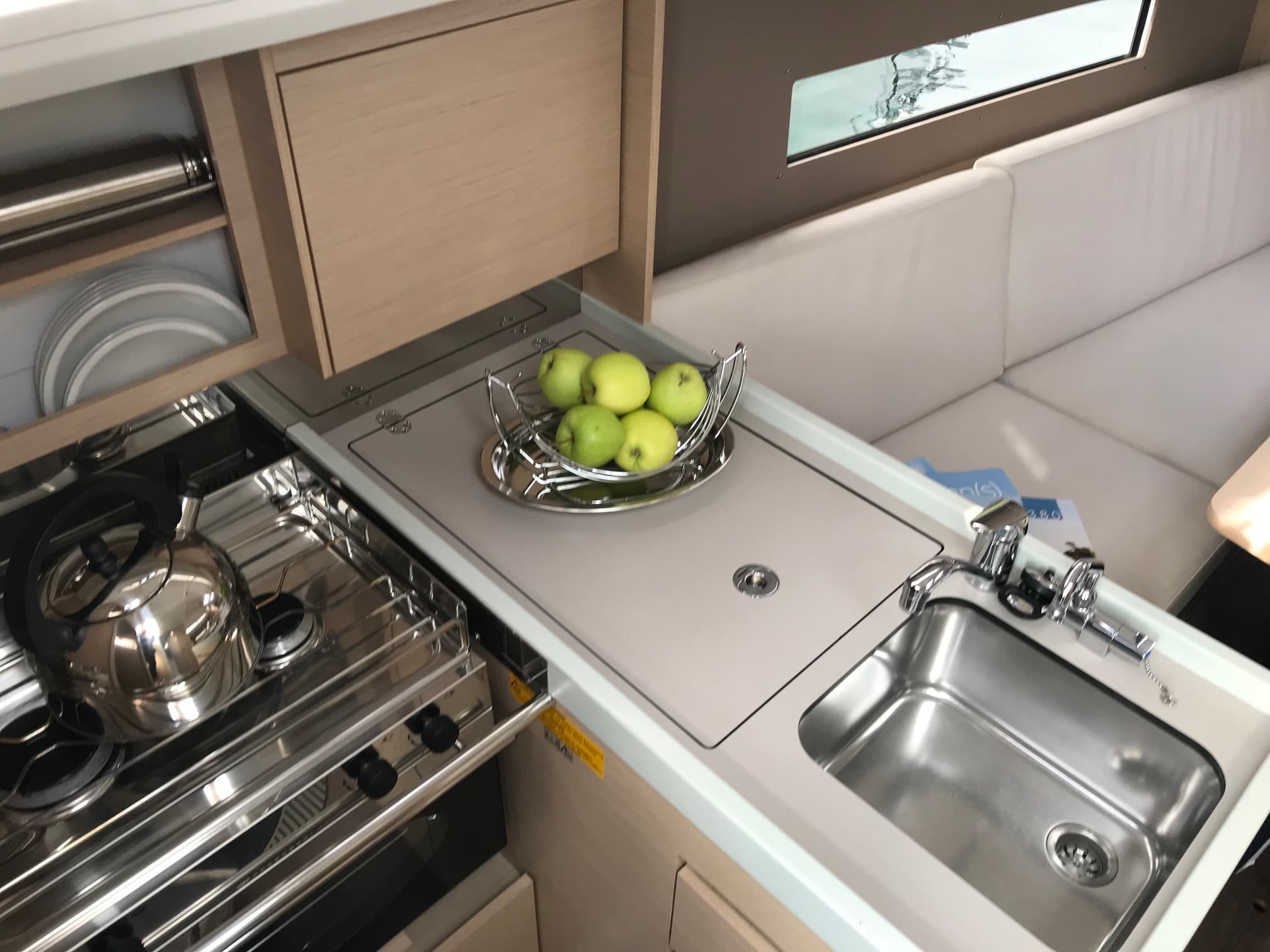 Oceanis 30.1 - photo 12