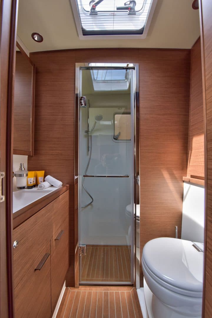 Lagoon 620 - photo 22