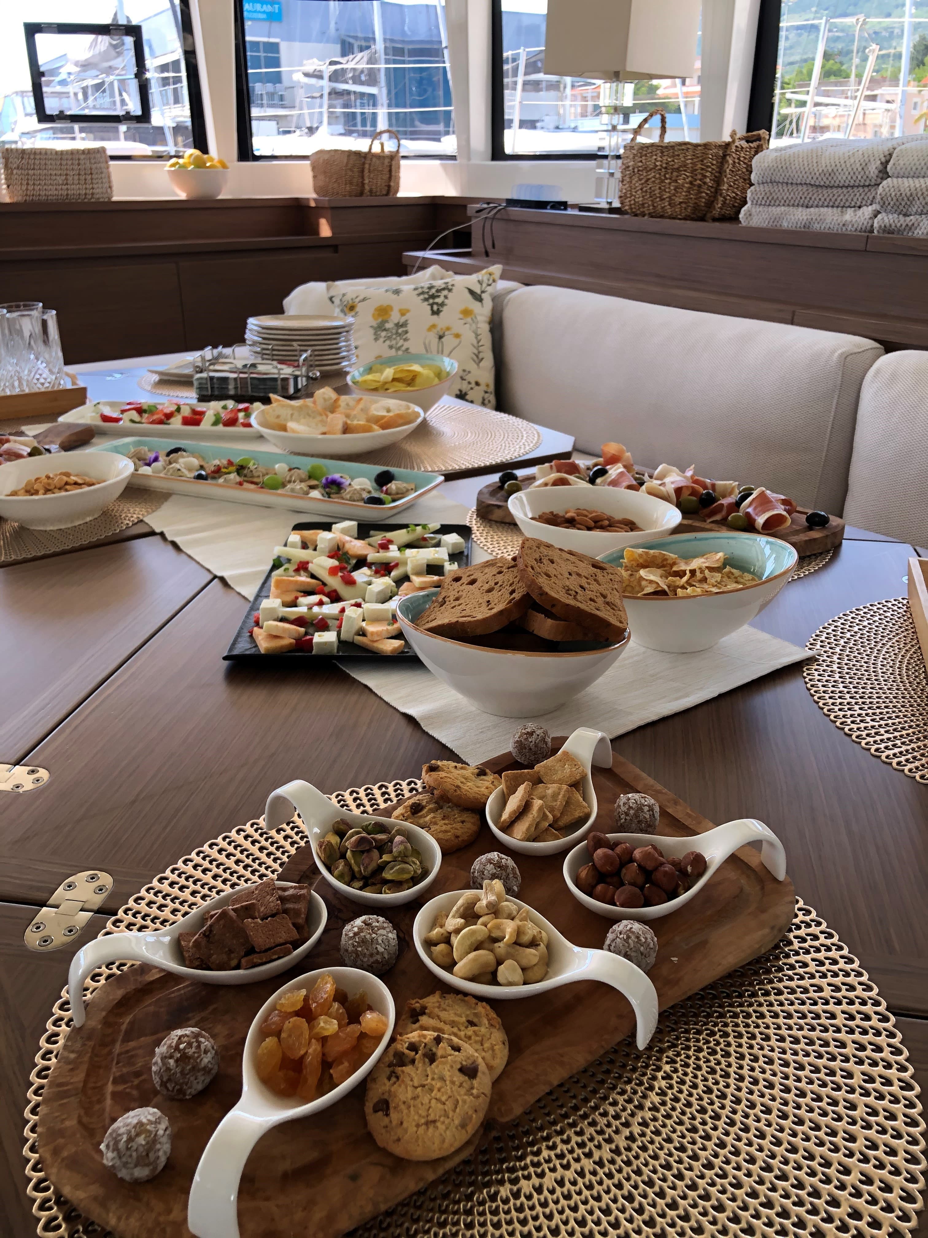 Lagoon 620 - photo 25