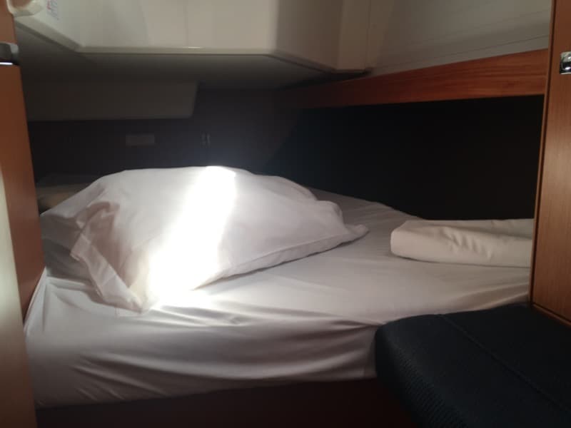 Bavaria Cruiser 37 - photo 13