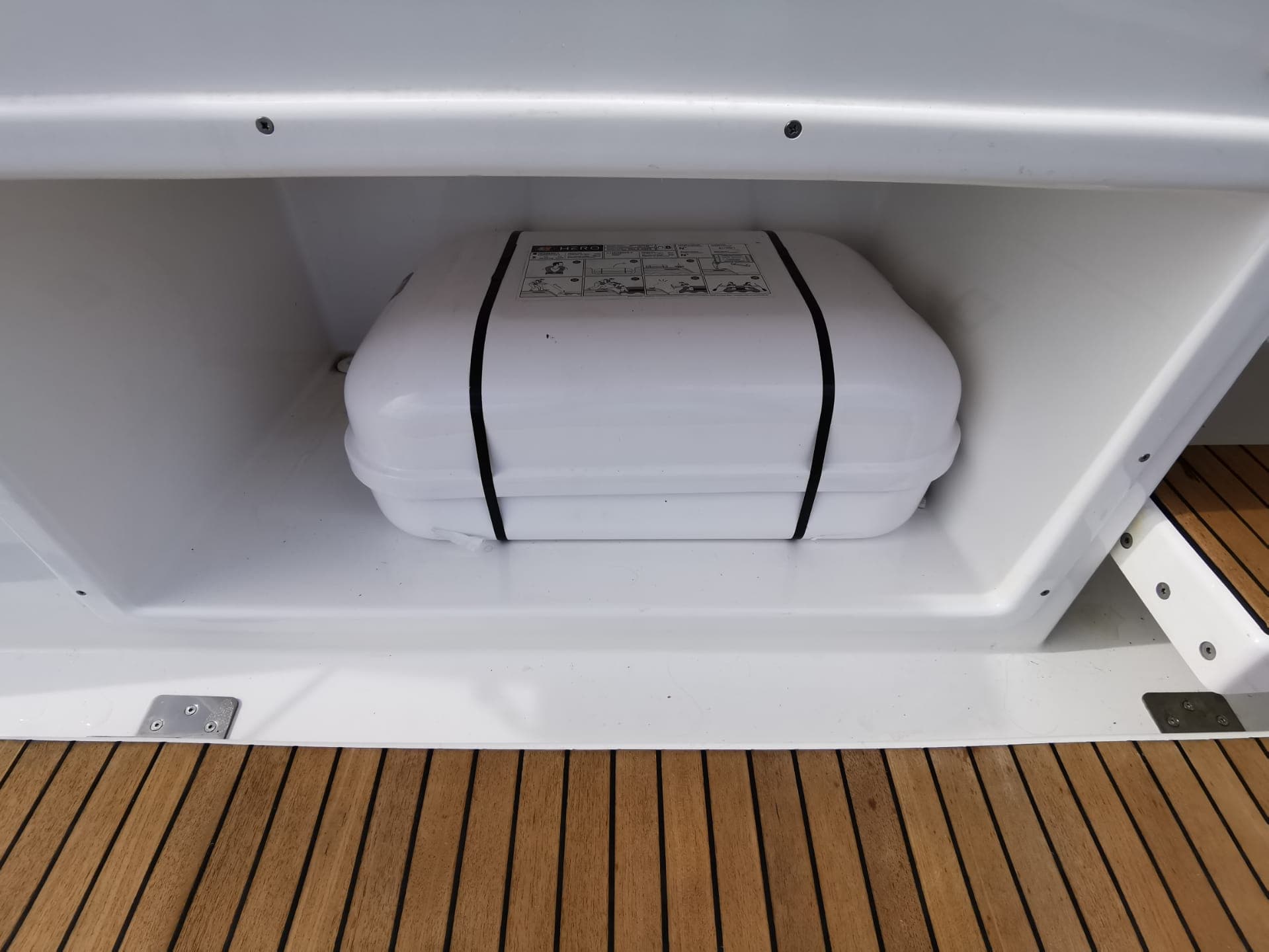 Dufour 390 Grand Large - photo 23