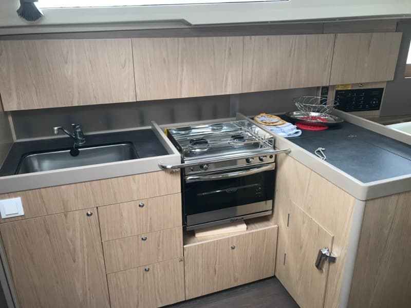 Oceanis 41.1 - photo 4