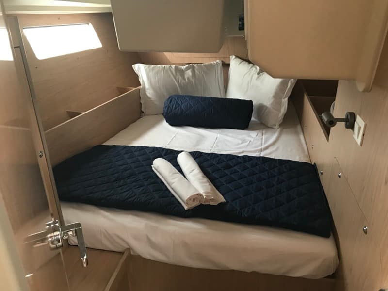 Oceanis 41.1 - photo 10