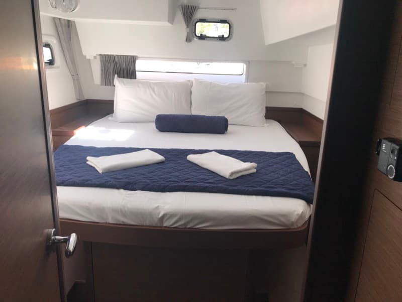 Lagoon 42 - photo 17