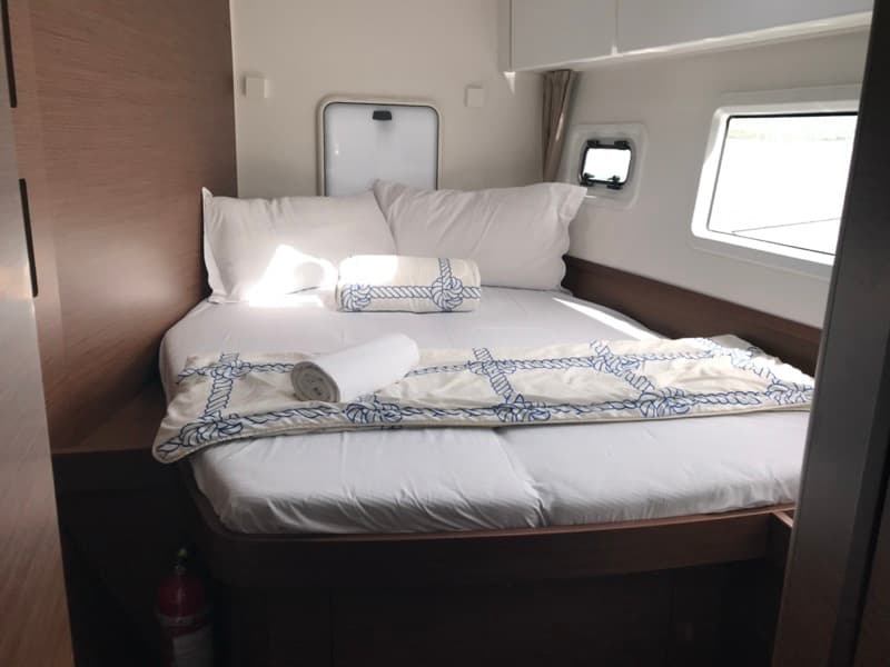 Lagoon 42 - photo 11