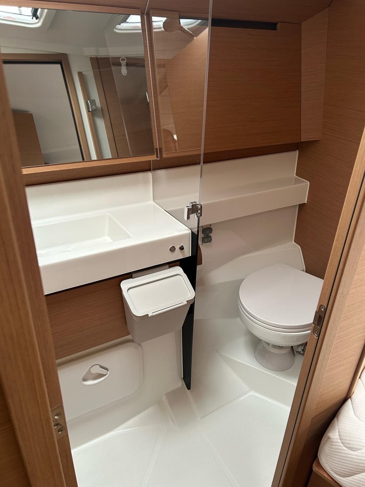 Sun Odyssey 410 - photo 21