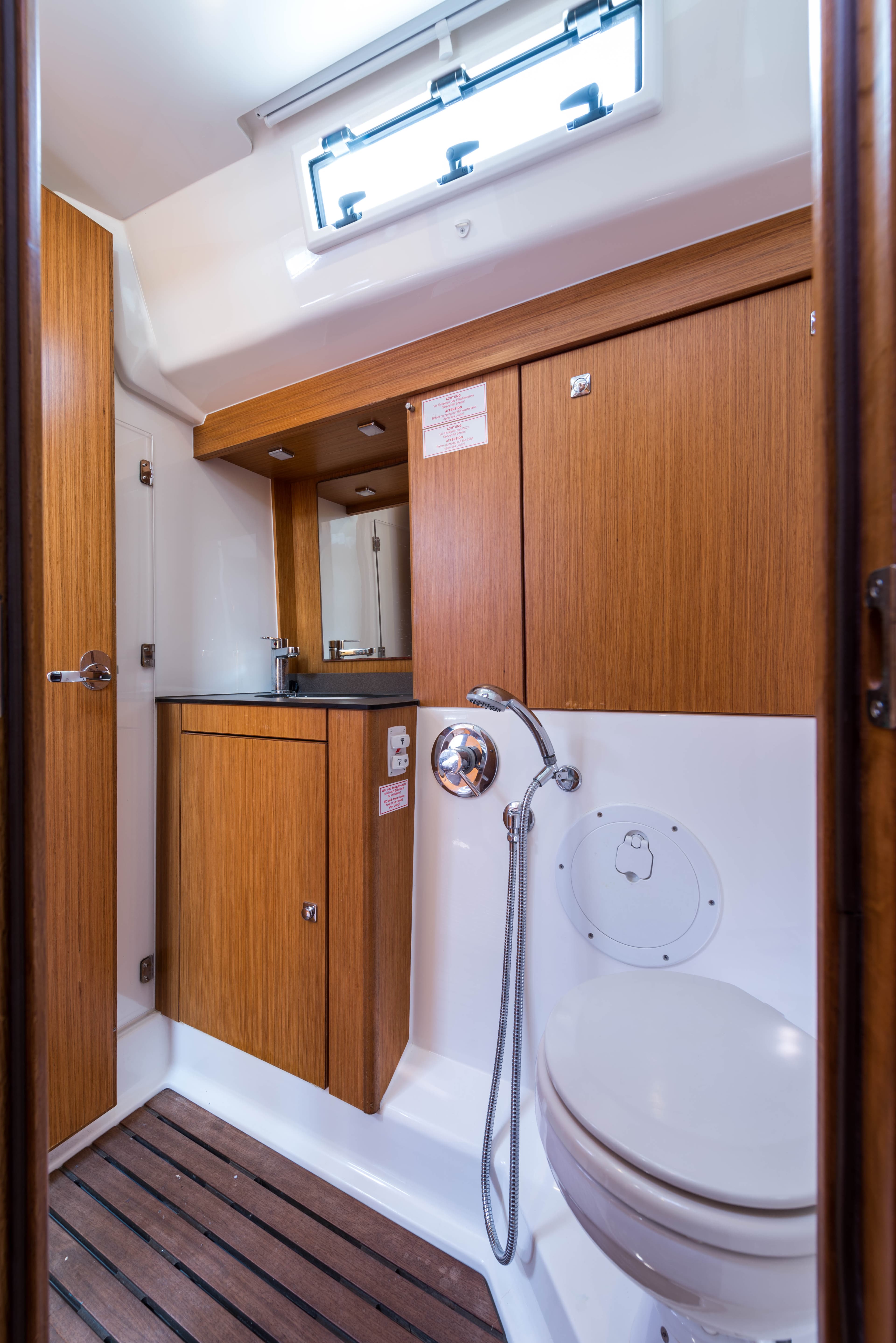 Bavaria Cruiser 56 - photo 77