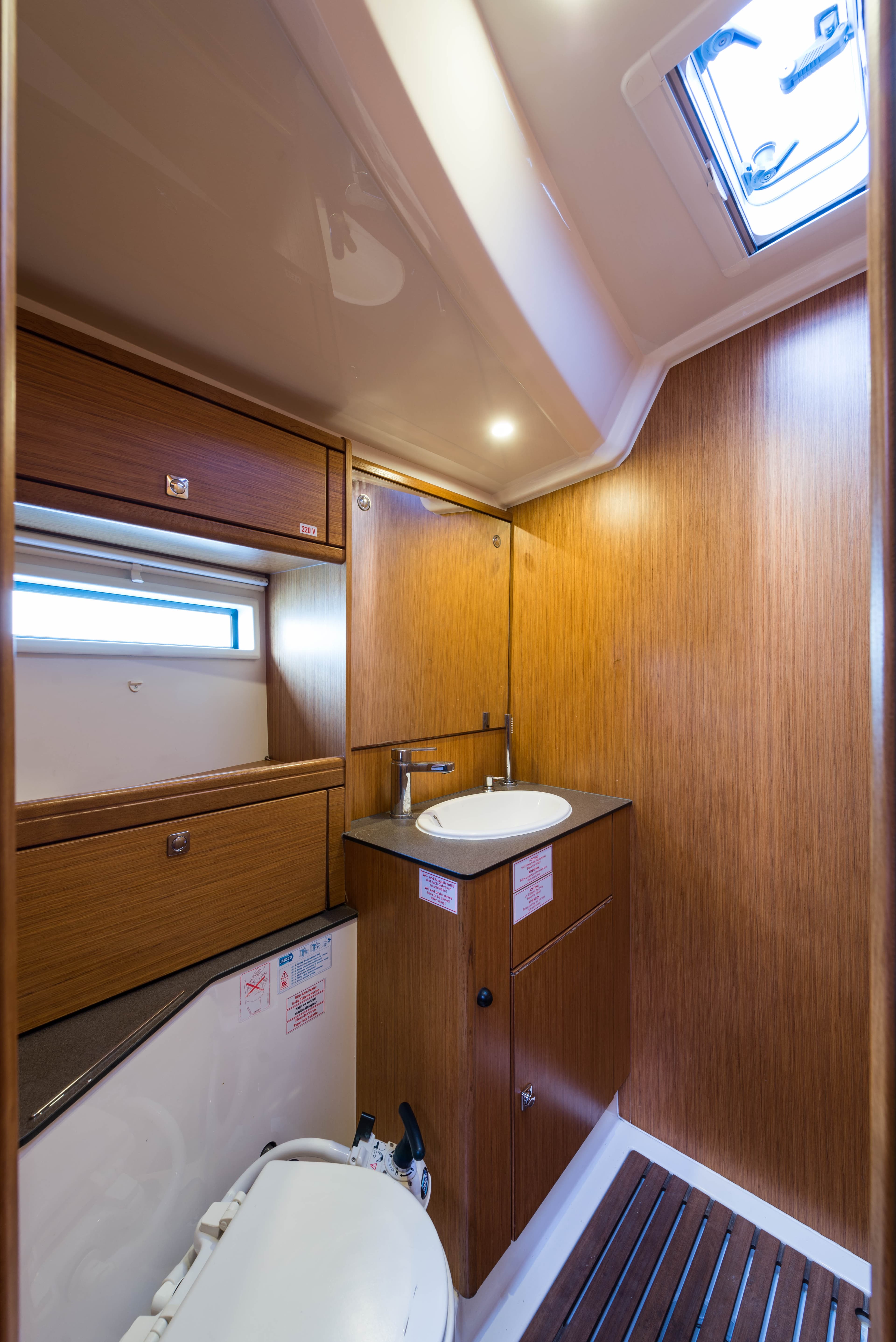 Bavaria Cruiser 56 - photo 110