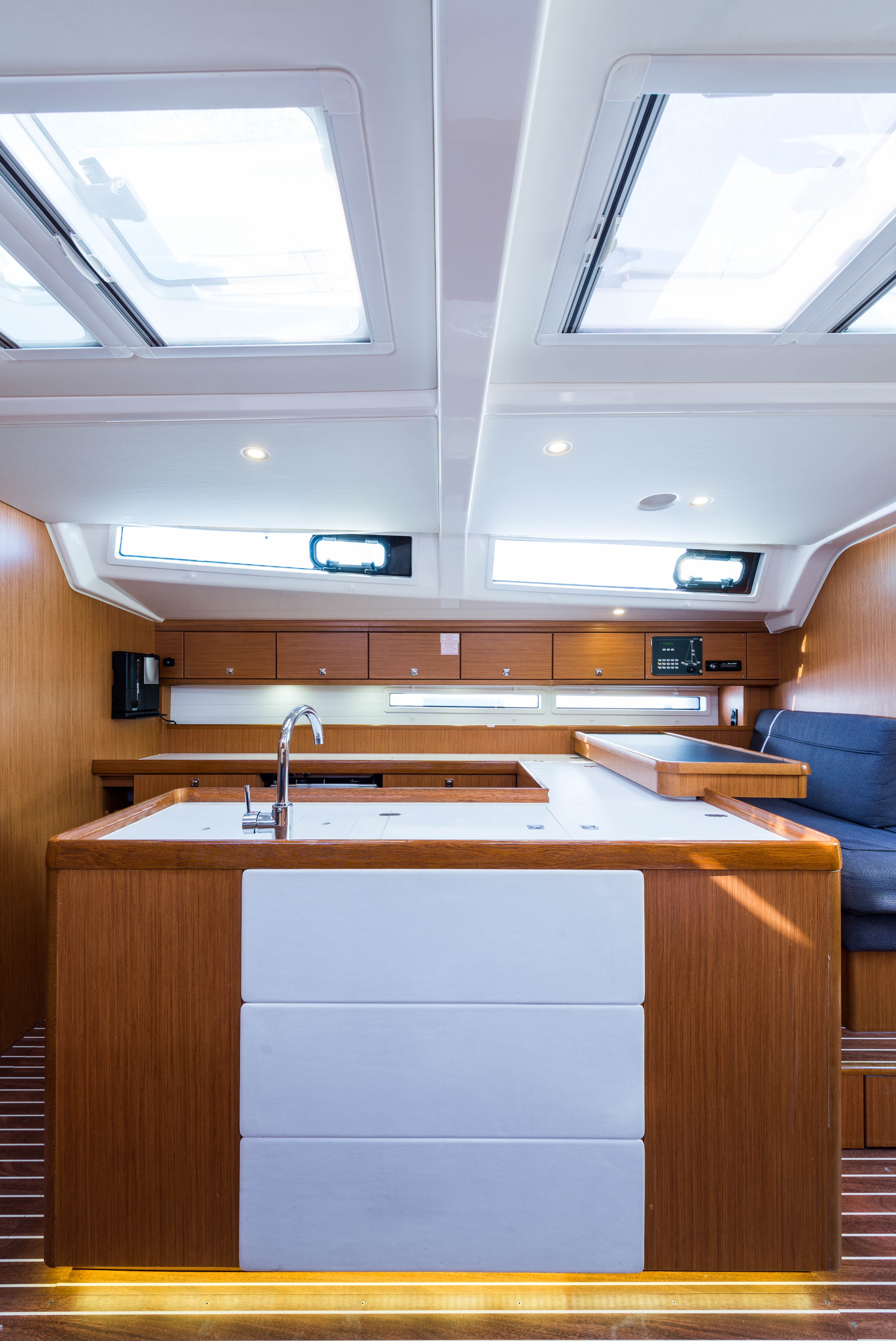 Bavaria Cruiser 56 - photo 100