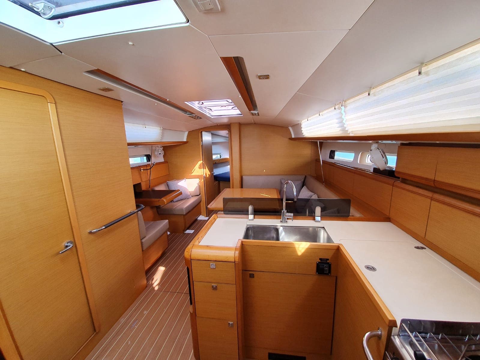 Sun Odyssey 409 - photo 4