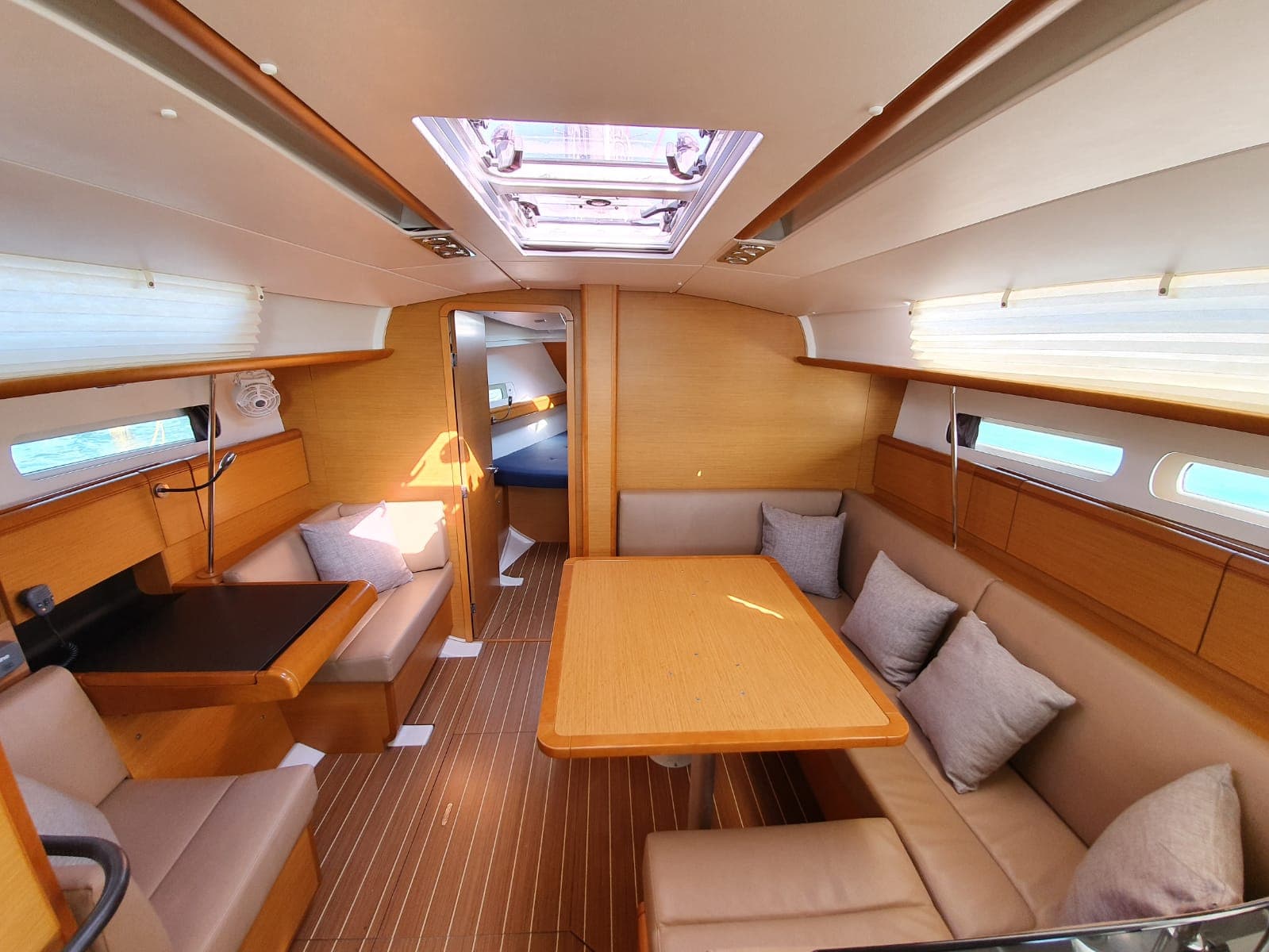 Sun Odyssey 409 - photo 11