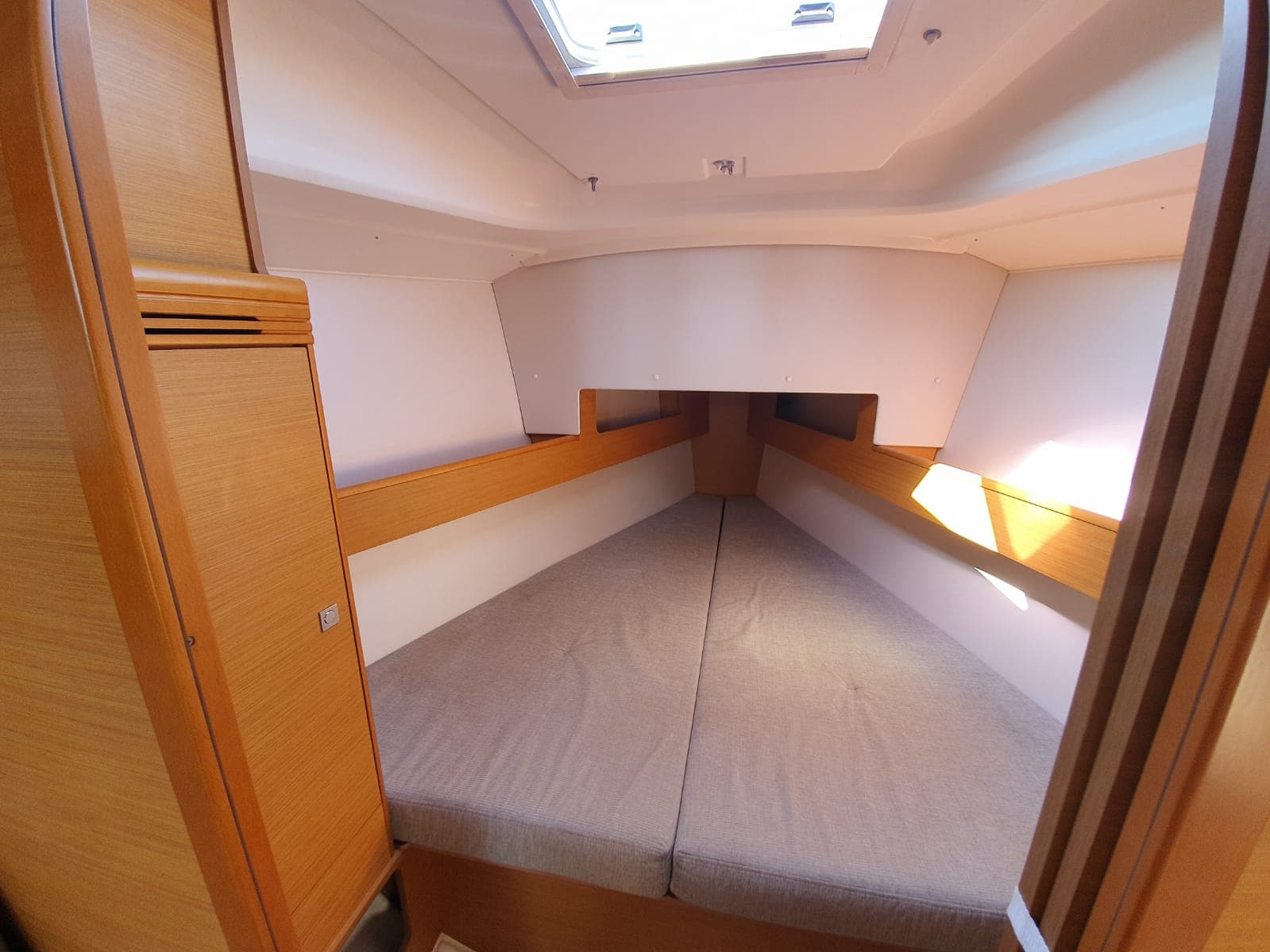 Sun Odyssey 33i - photo 10