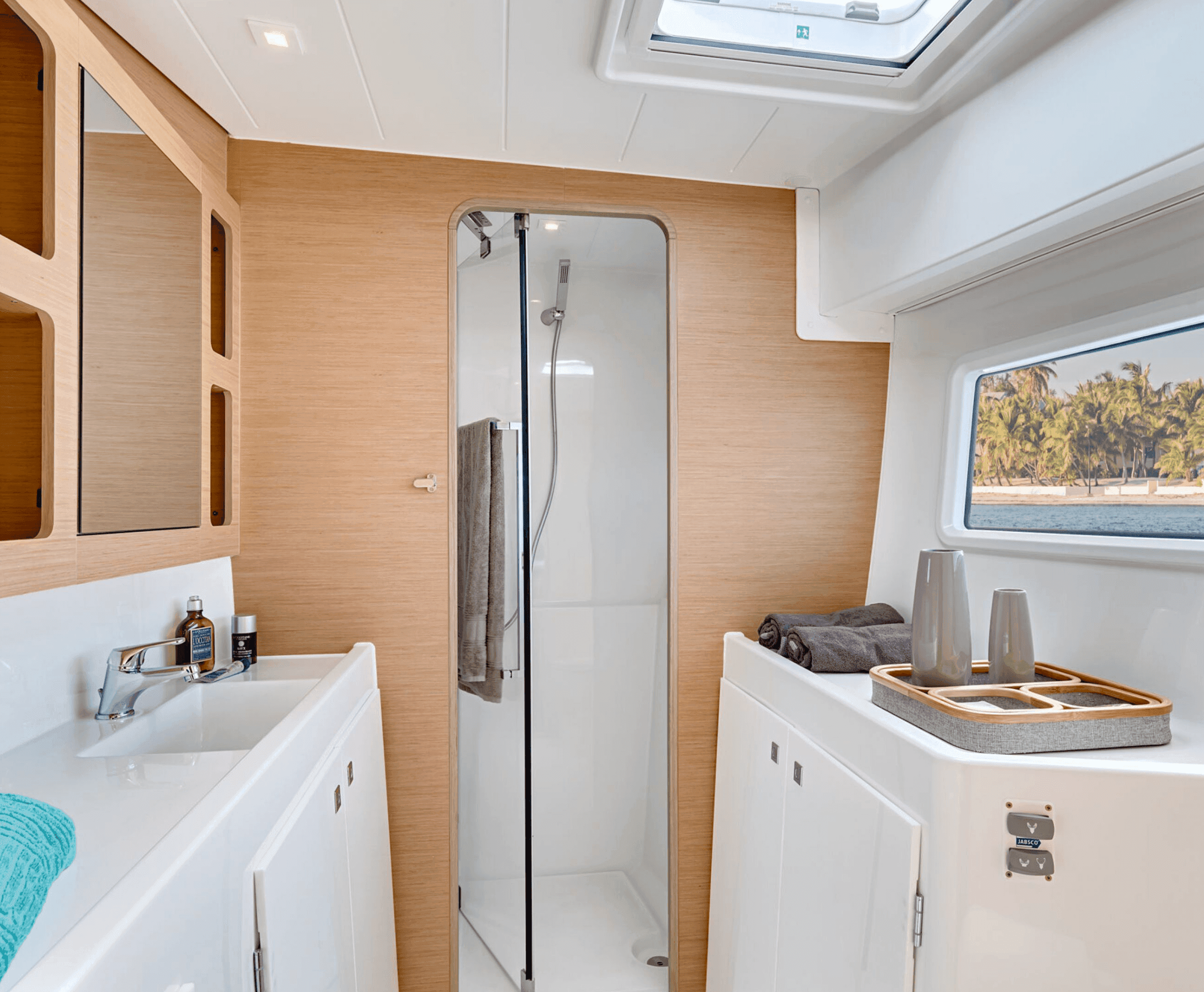 Lagoon 42 - photo 26