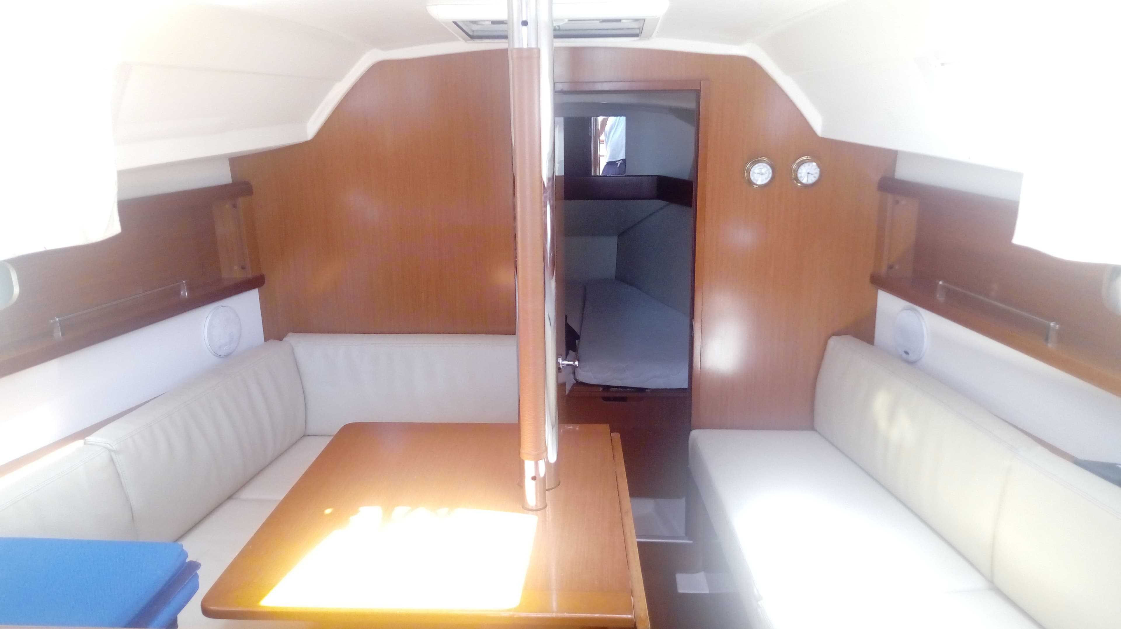 Oceanis 31 - photo 12