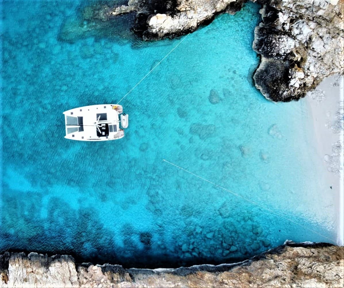 Lagoon 42 - photo 43