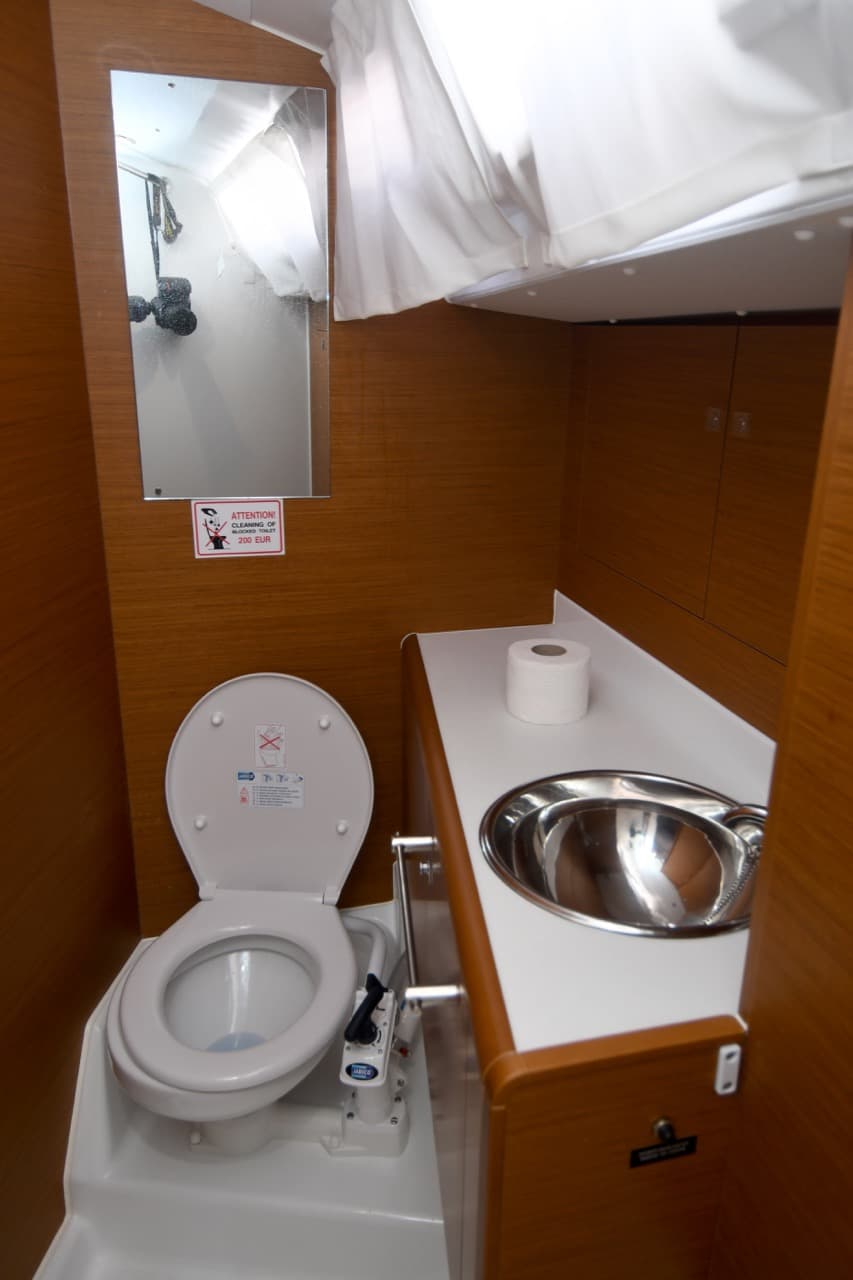 Sun Odyssey 419 - photo 9