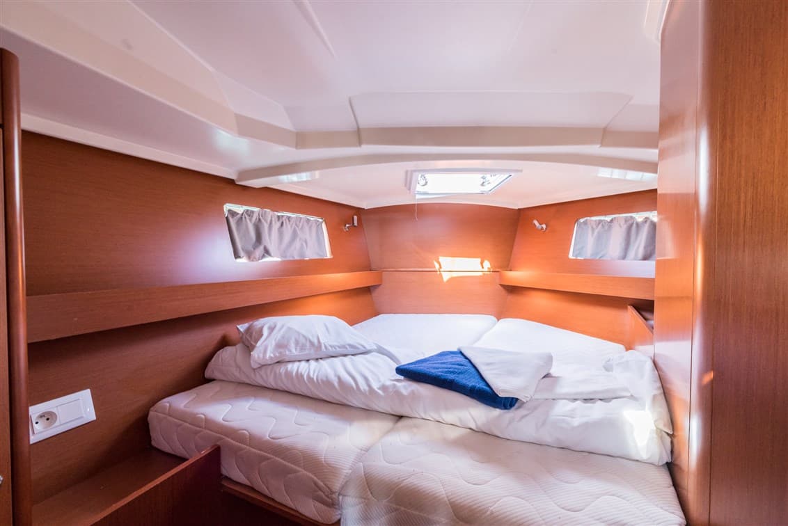 Oceanis 41.1 - photo 13