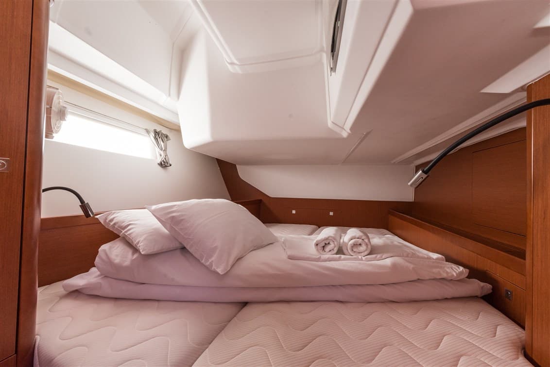 Oceanis 45 - photo 6