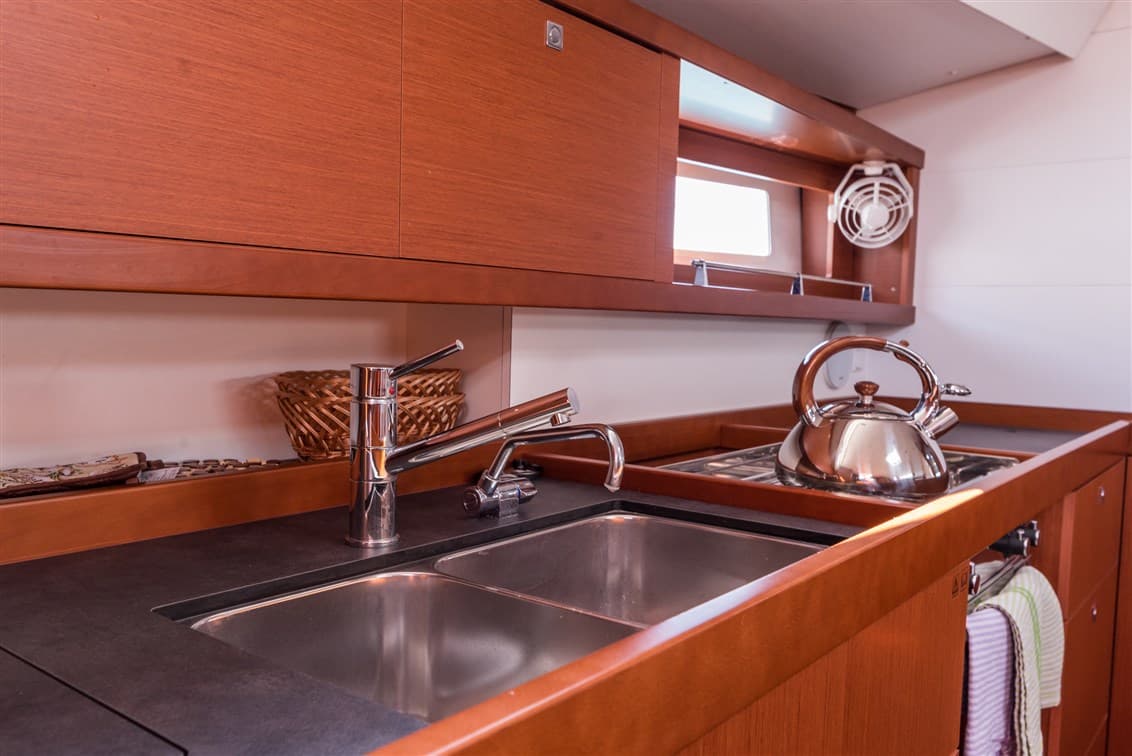 Oceanis 45 - photo 7