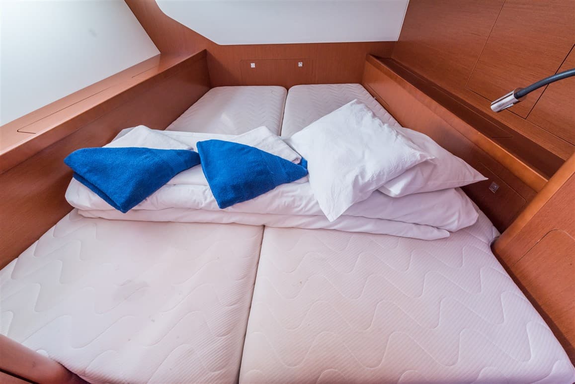 Oceanis 45 - photo 11