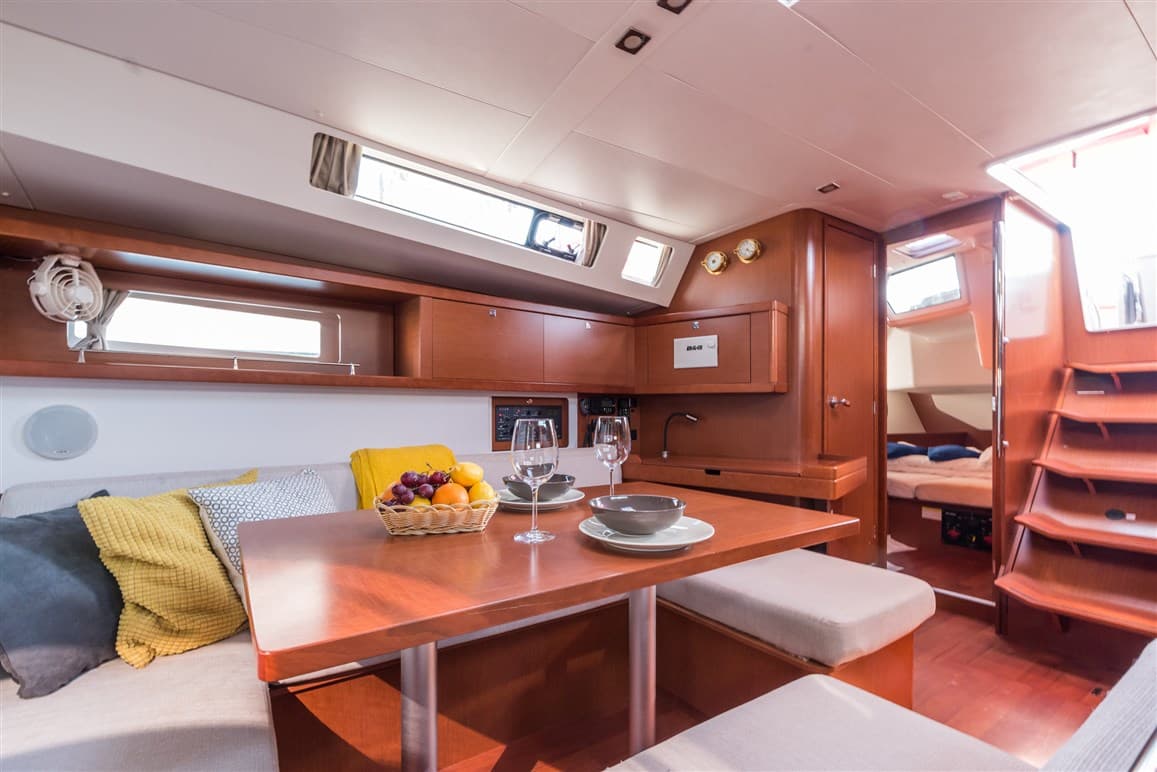 Oceanis 45 - photo 32