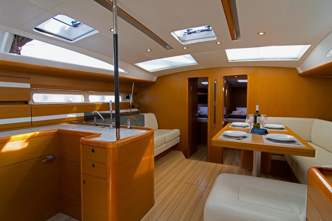 Jeanneau 53 - photo 9