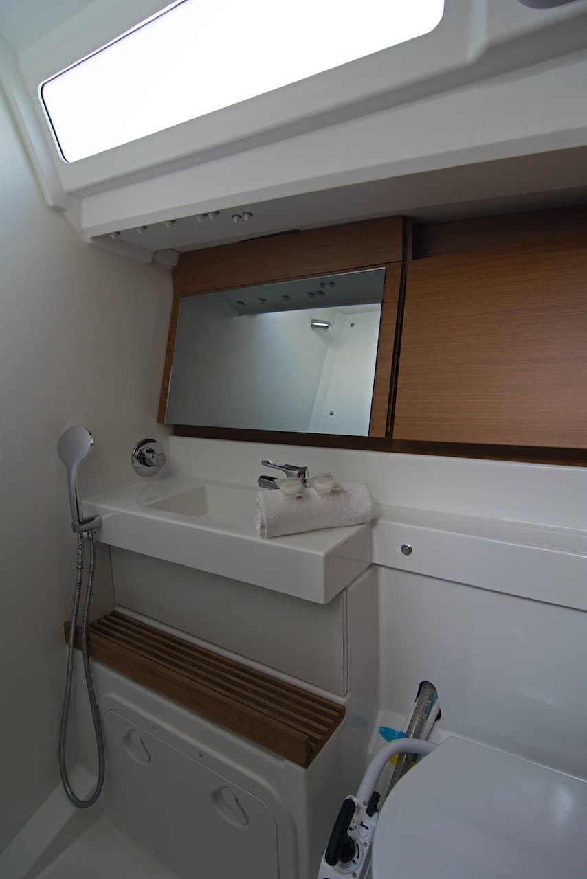 Sun Odyssey 440 - photo 11