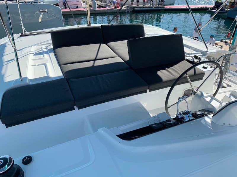 Lagoon 46  - photo 13