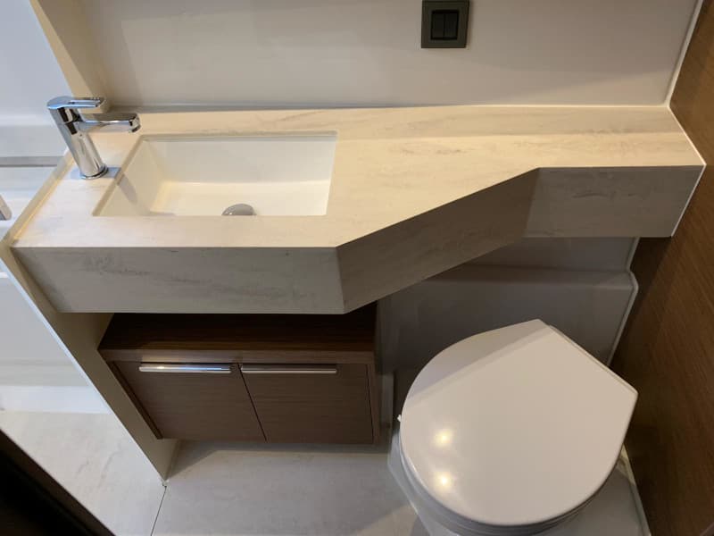 Lagoon 46  - photo 24