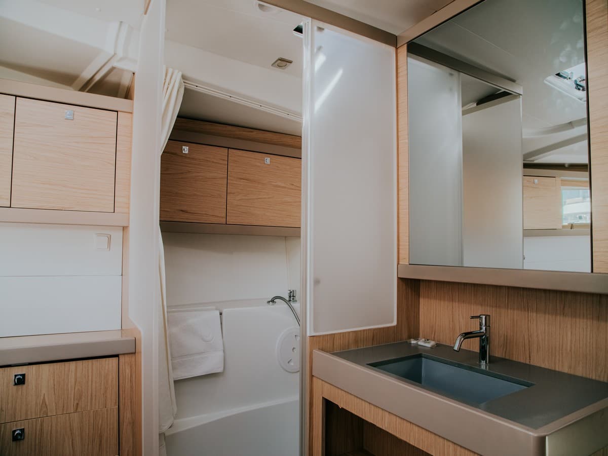 Oceanis 48 - photo 12