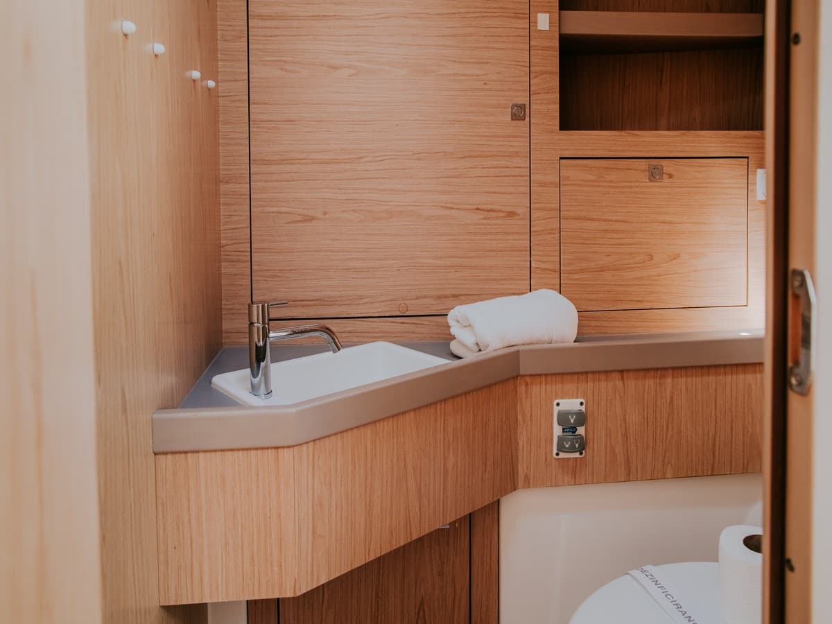 Oceanis 48 - photo 15