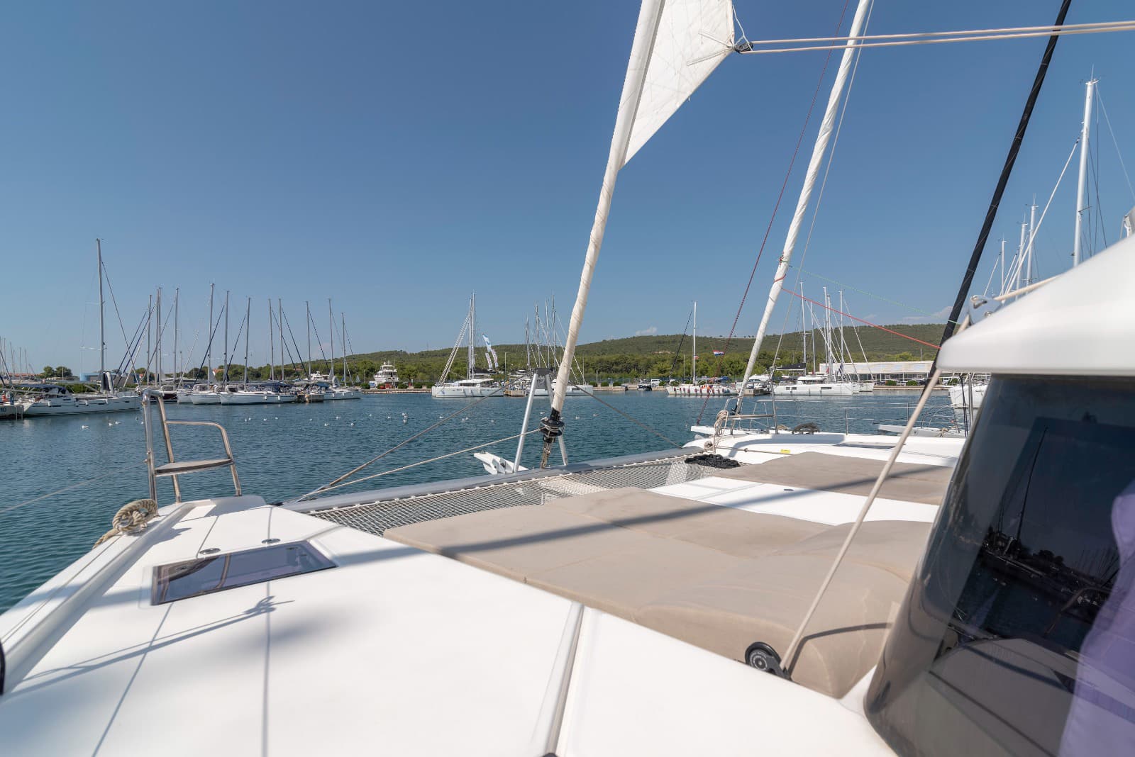 Dufour Catamaran 48 - photo 25