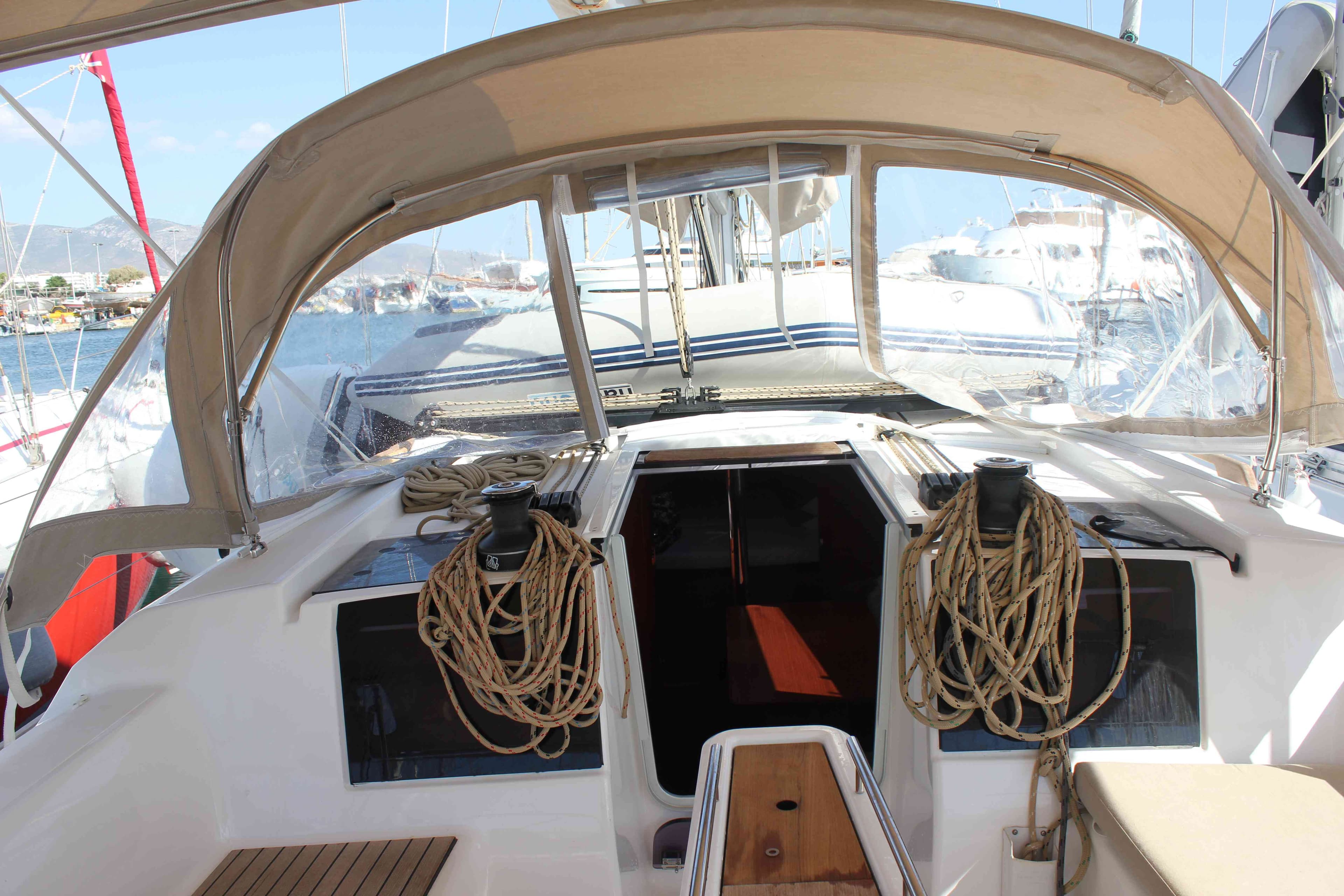 Dufour 382 Grand Large - photo 9