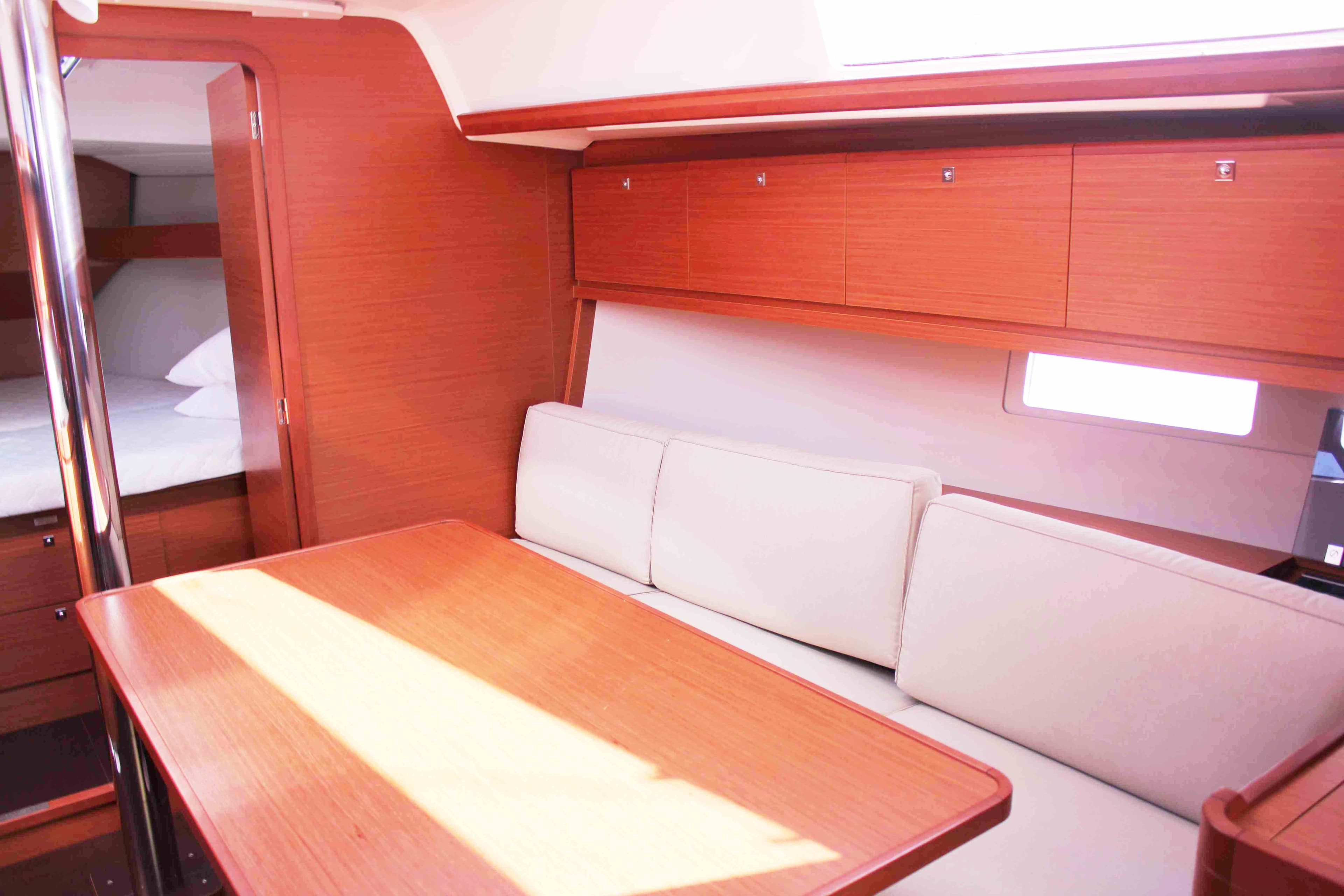 Dufour 382 Grand Large - photo 8