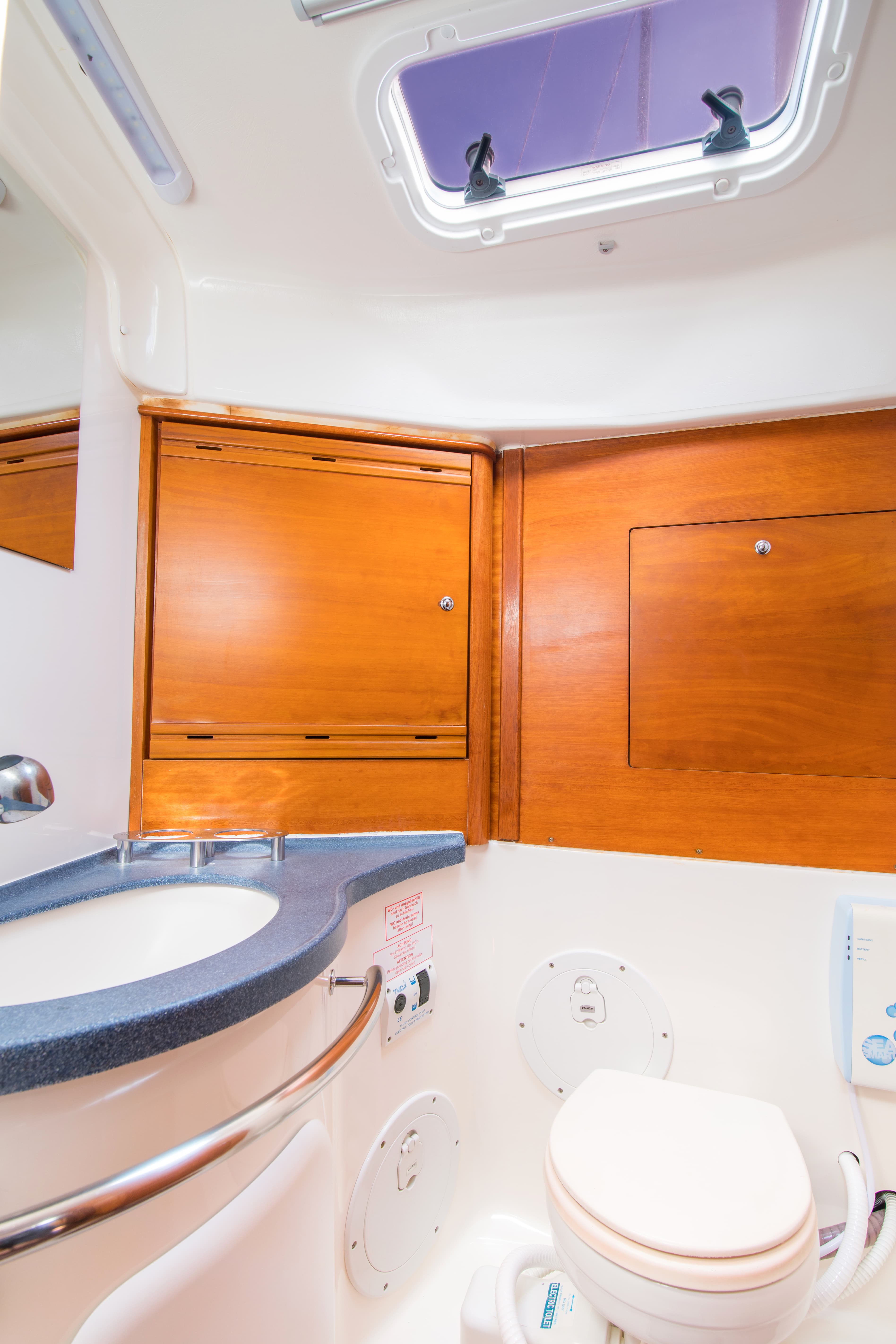 Bavaria 40 Cruiser - photo 12