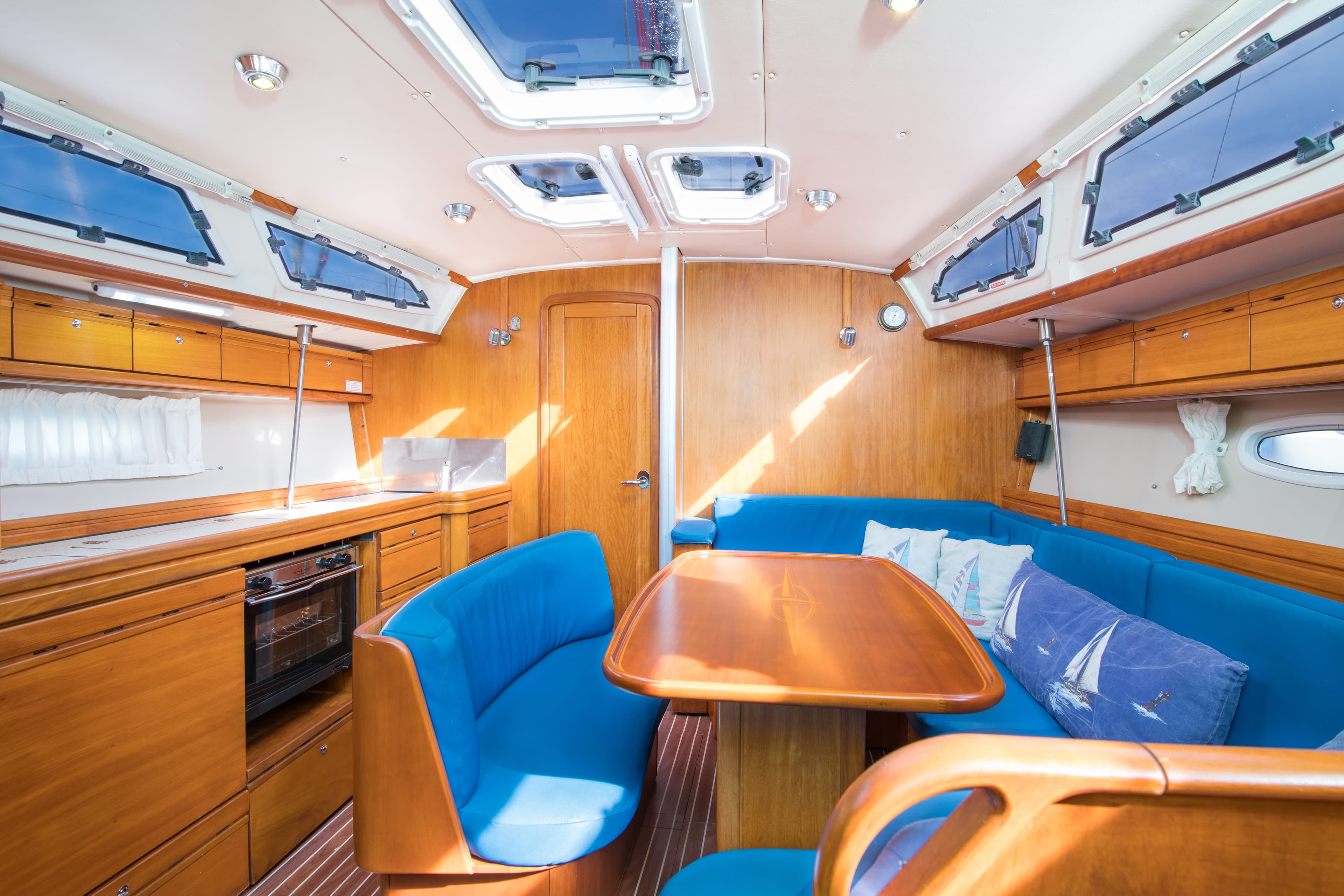 Bavaria 40 Cruiser - photo 6