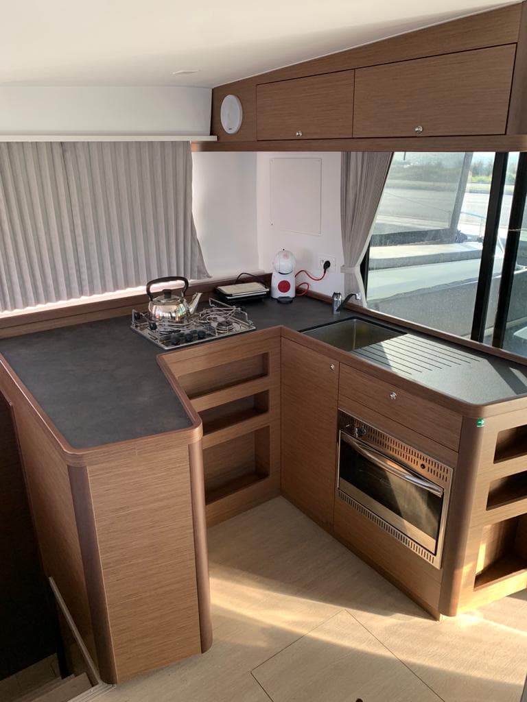 Lagoon 42 - photo 11