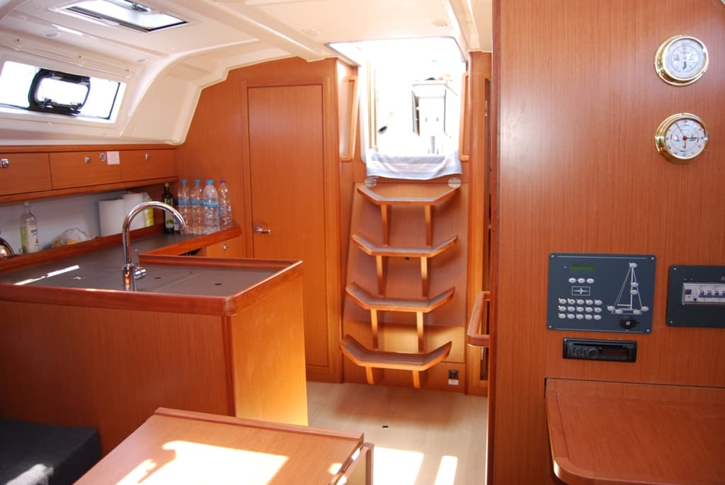 Bavaria Cruiser 37 - photo 7