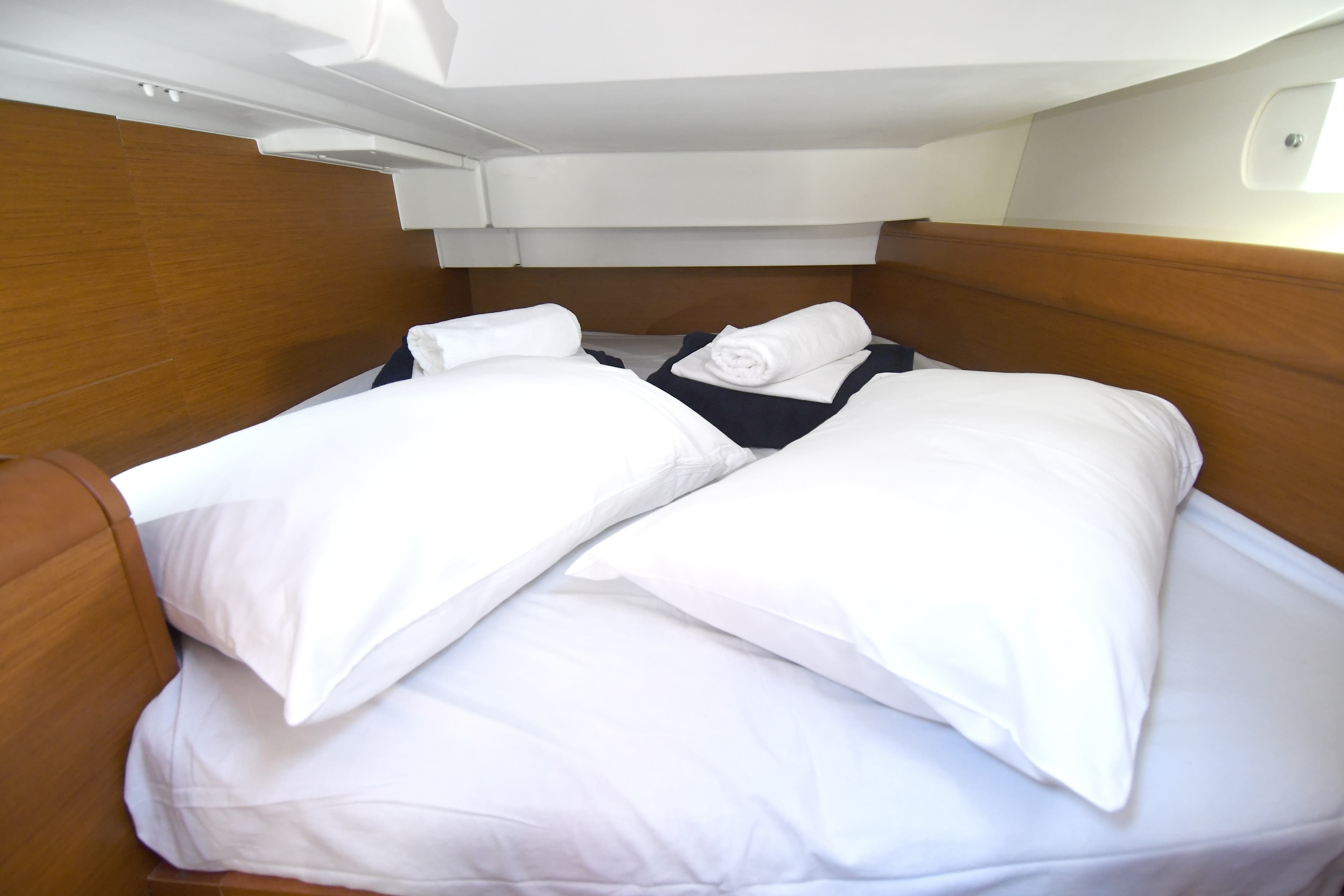 Sun Odyssey 419 - photo 10