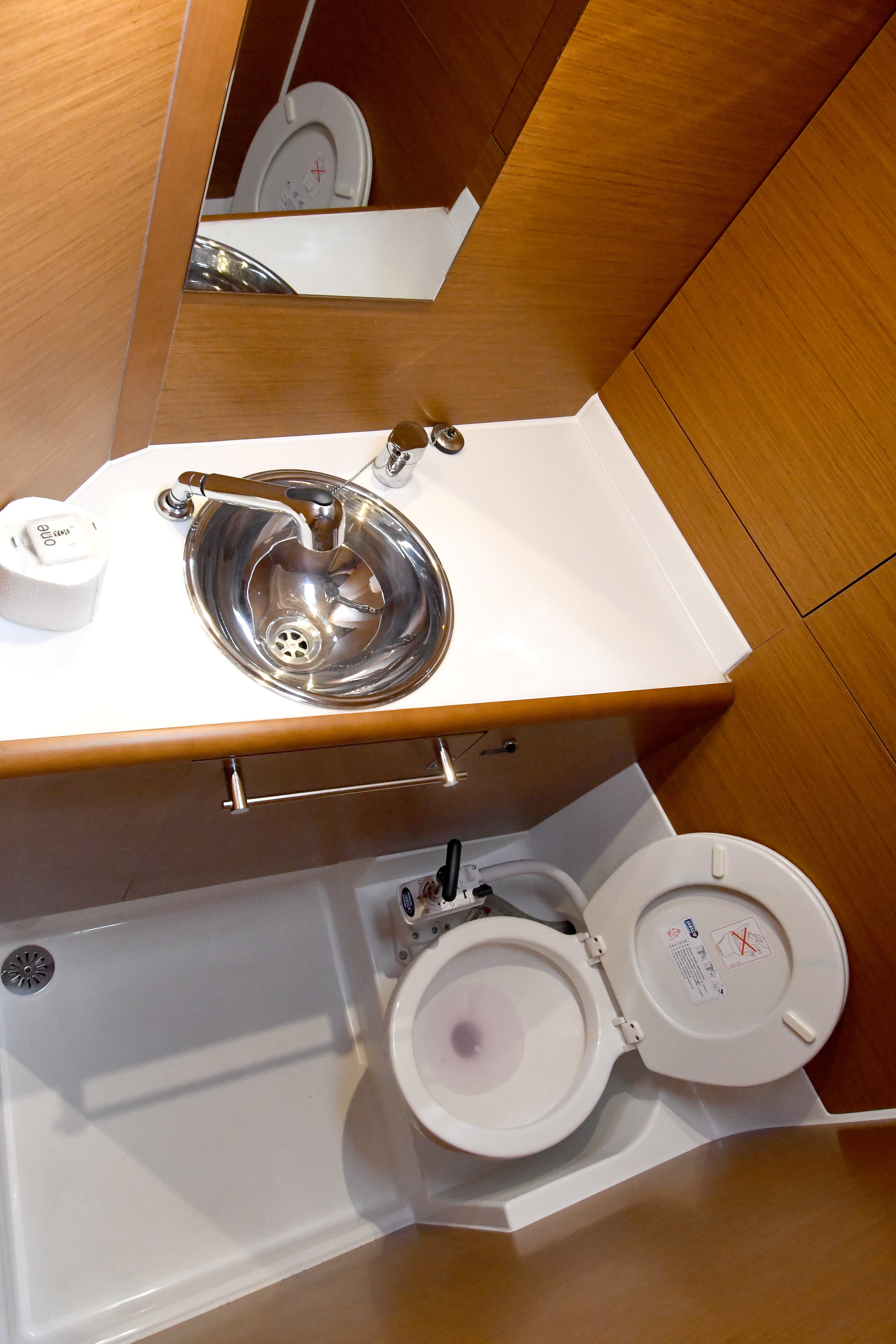 Sun Odyssey 419 - photo 6